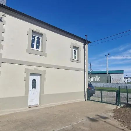 La Oca Casa 4 Con Patio Cerca De Playas De Navia 아파트 Andés